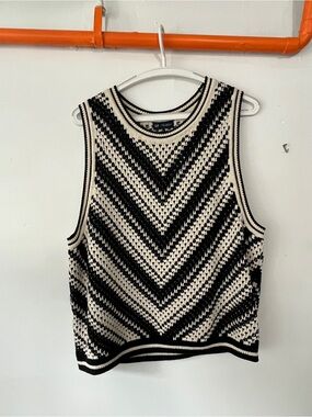Gap Knit top